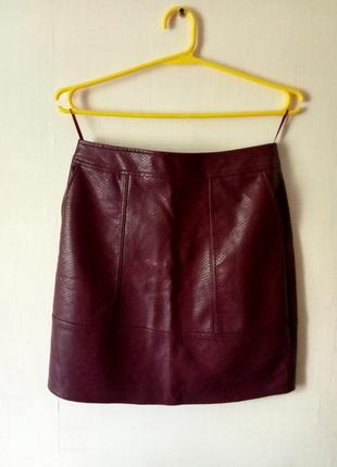 Кожаная мини юбка next бордового цвета новая с биркой1 фото