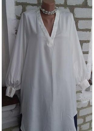 Платье длинная блуза туника атлас декольте объемные рукава оверсайз3 фото