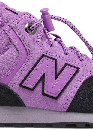 Демисезонные сникерсы new balance 34,5 г.