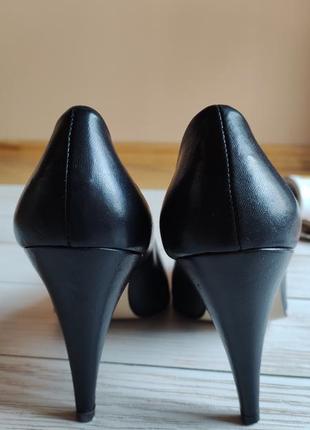 Шикарные черные базовые кожаные туфли лодочки (hand made italy)8 фото