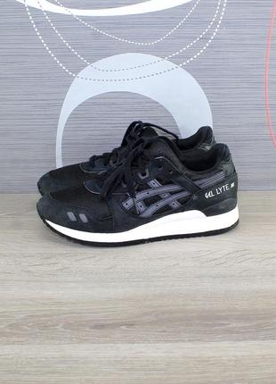 Кроссовки asics