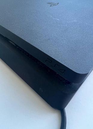 Playstation 4 black