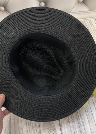 Летняя шляпа федора с черной лентой2 фото