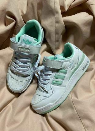 #308
adidas forum
•white light green•9 фото