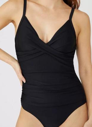 Моделирующий купальник debenhams twist front swimsuit новый, с биркой.