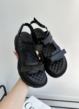 Босоножки женские кожаные  на липучках, сандалии  на платформе черные10 фото