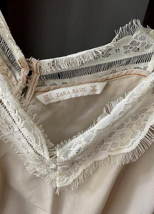 Легка літня блуза блузка топ майка маєчка zara з мереживом кружевом ніжна нюдова р. xs / s3 фото