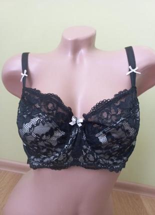 Бюстгальтер