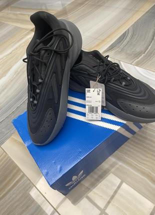 Кросівки adidas Sneakers