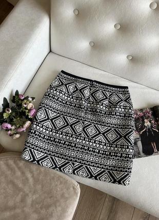 Черная юбка с имитацией вышивки orsay8 фото