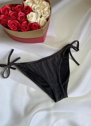 Бесшовный низ купальника на завязках от элитного бренда! италия! 💙💛