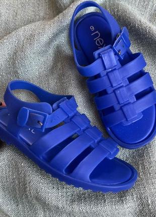 Новые босоножки мыльницы next р.26