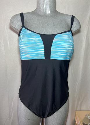 Женский купальник -50-52рр,шлейки регулируются