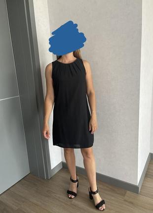Черная мини-платье1 фото