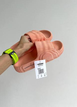 Жіночі шльопанці adidas adilette slides peach / smb