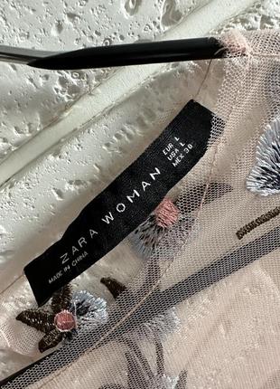 Zara блуза розовая сетка с вышитыми цветами6 фото