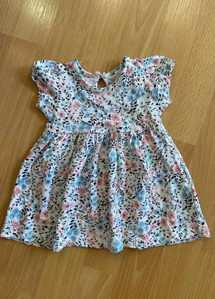 Платье на девочку 0-3 месяцев