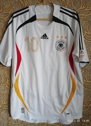 Спортивна футболка adidas/розмір l