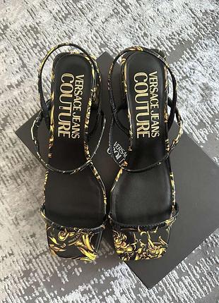 Босоножки versace couture