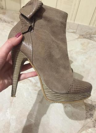 Ботинки осень