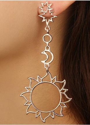 Красиві жіночі сережки "сонце та місяць" під золото8 фото