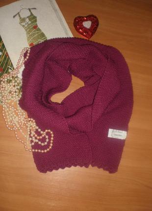 Шикарний ексклюзивний шарф від дизайнерського бренда calvin klein.