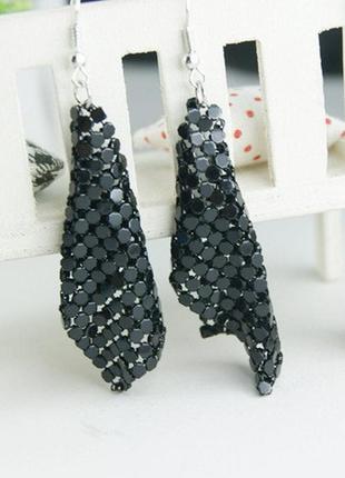 Жіночі сережки "блиск" чорні та графіт