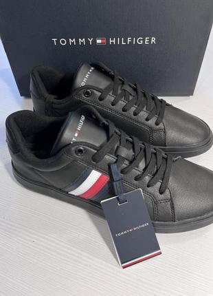 Новые кроссовки tommy hilfiger оригинал7 фото