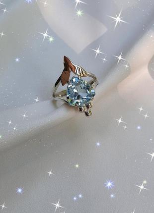 🫧 17 размер кольцо серебро с золотом топаз голубой1 фото