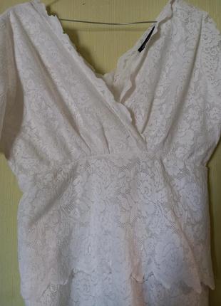 Блузочка кружевная белая французская ( на подкладке)размер 46-48