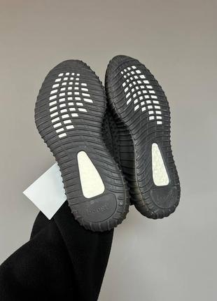 Легкие унисекс кроссовки 36-45 размеры adidas yeezy boost 350 «&nbsp;black&nbsp;» черные унисекс кроссовки adidas yeezy boost5 фото