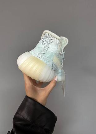 Логоглазный бельлые кроссовки adidas yeezy boost 350 “cloud white” белые женские кроссовки adidas yeezy boost 350 в сеточку4 фото