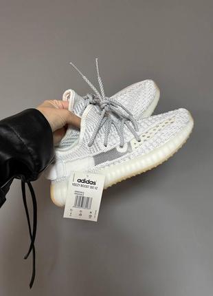 Логоглазное белое кроссовки рефлективное adidas yeezy boost 350 белых женских кроссовок адидас изви 350