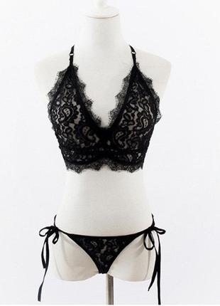 Комплект женского кружевного нижнего белья  в чёрном цвете5 фото