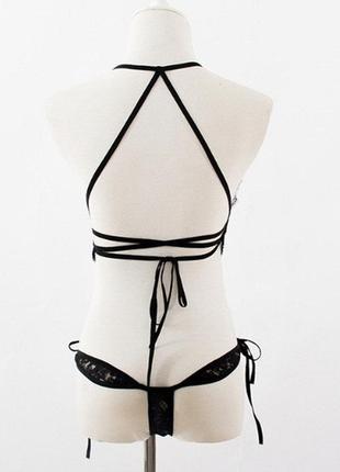 Комплект женского кружевного нижнего белья  в чёрном цвете4 фото