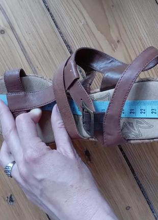 Босоніжки8 фото