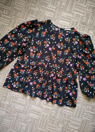 Мила блузка в квіти2 фото