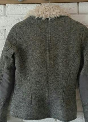 Трендовая куртка zara из натуральной шерсти2 фото