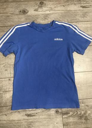 Футболка adidas