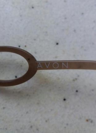 Сонцезахисні окуляри від avon4 фото