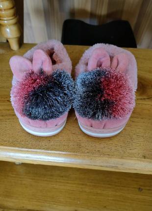 Хатні капці, тапочки