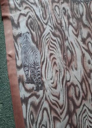 Интересный шелковый платок с тиграми2 фото