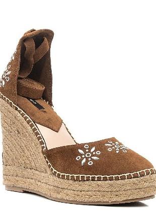 Босоніжки (танкетка) mango