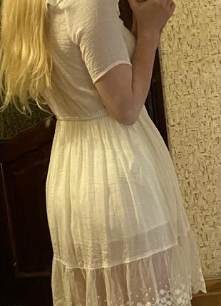 Легкое платье с кружевом4 фото