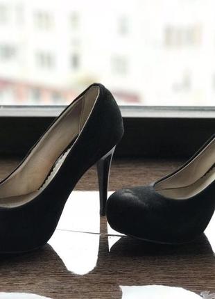 Туфлі замшеві