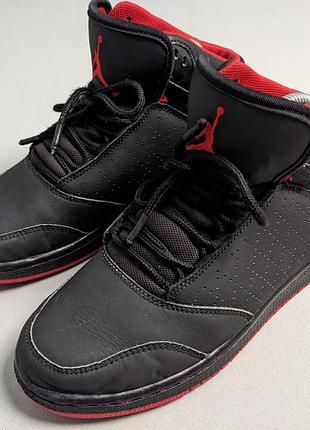 Кроссовки nike air jordan 1 flight 5 (919722-002) 
размер 36,5 стелька 23,5 см
оригинал! сша