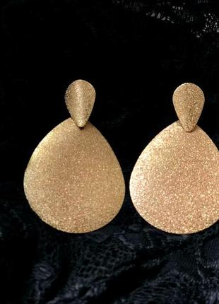 Женкие большие серьги золотистые , серебристые3 фото