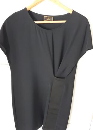 Практичное платье