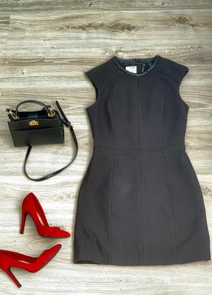 Идеальное черное платье