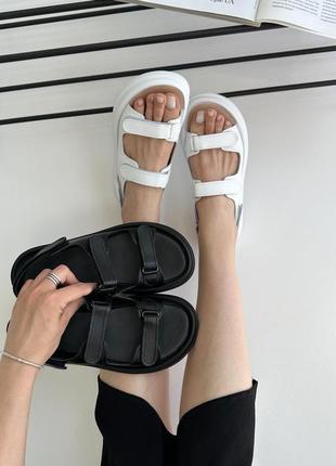 Босоножки на липучках кожа белые и черные